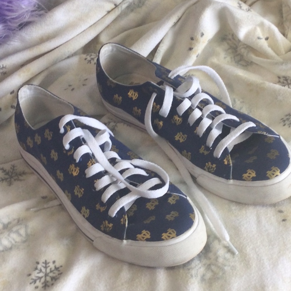 Notre Dame, tennis shoes, W’s 10, M’s 8.5